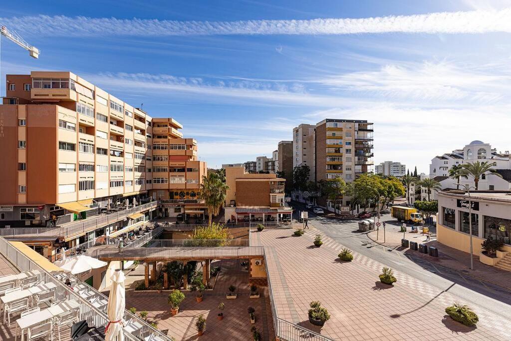 Lejlighed 019 Stylish 3 Bed Ibensa Square Apt, Near & Bars